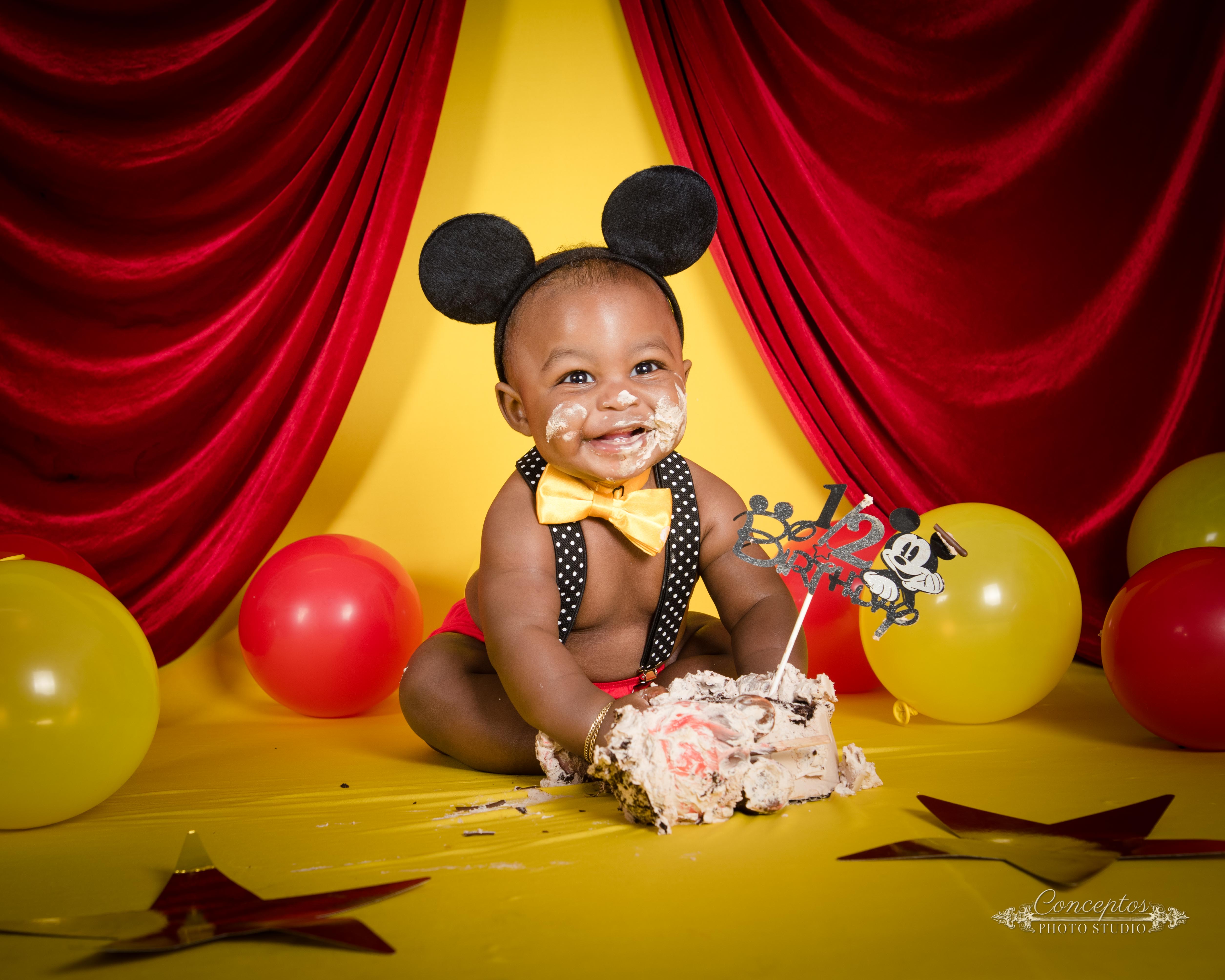 Photo Studio, Photography & Video for social events, Photobooth